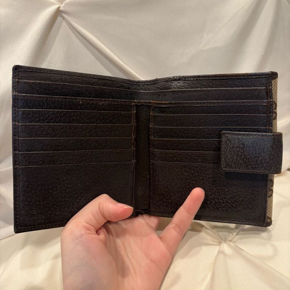 Gucci Brown Monogram Wallet - Picture 9 of 14